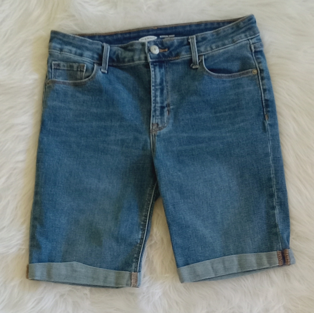 Old Navy - Bermuda Style Shorts